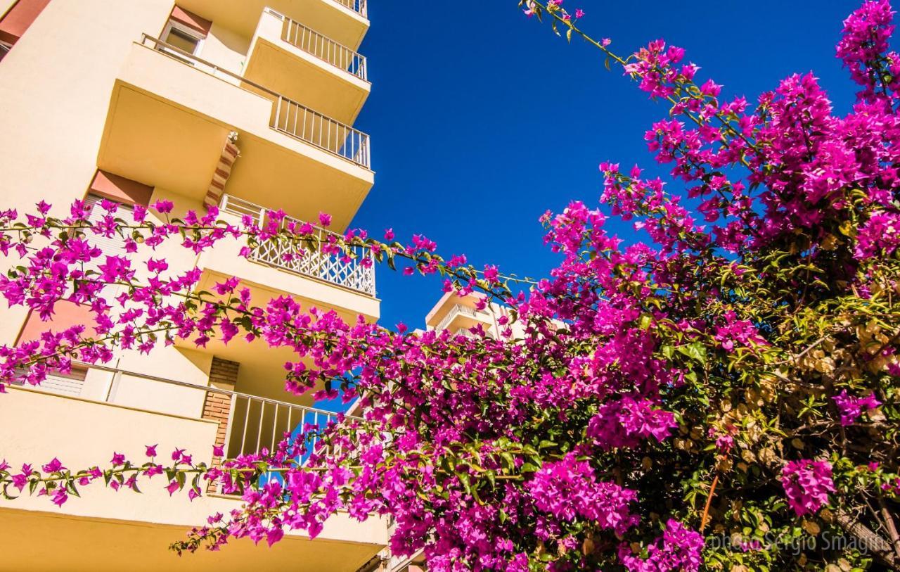 706 Minerva Apartamentos - Vista Al Mar Y La Piscina - Piscina Y Playa Benalmadena Exterior photo